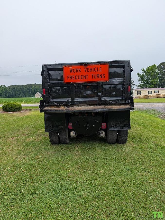 Used 1997 International S2600 Heavy-Duty Commercial Truck