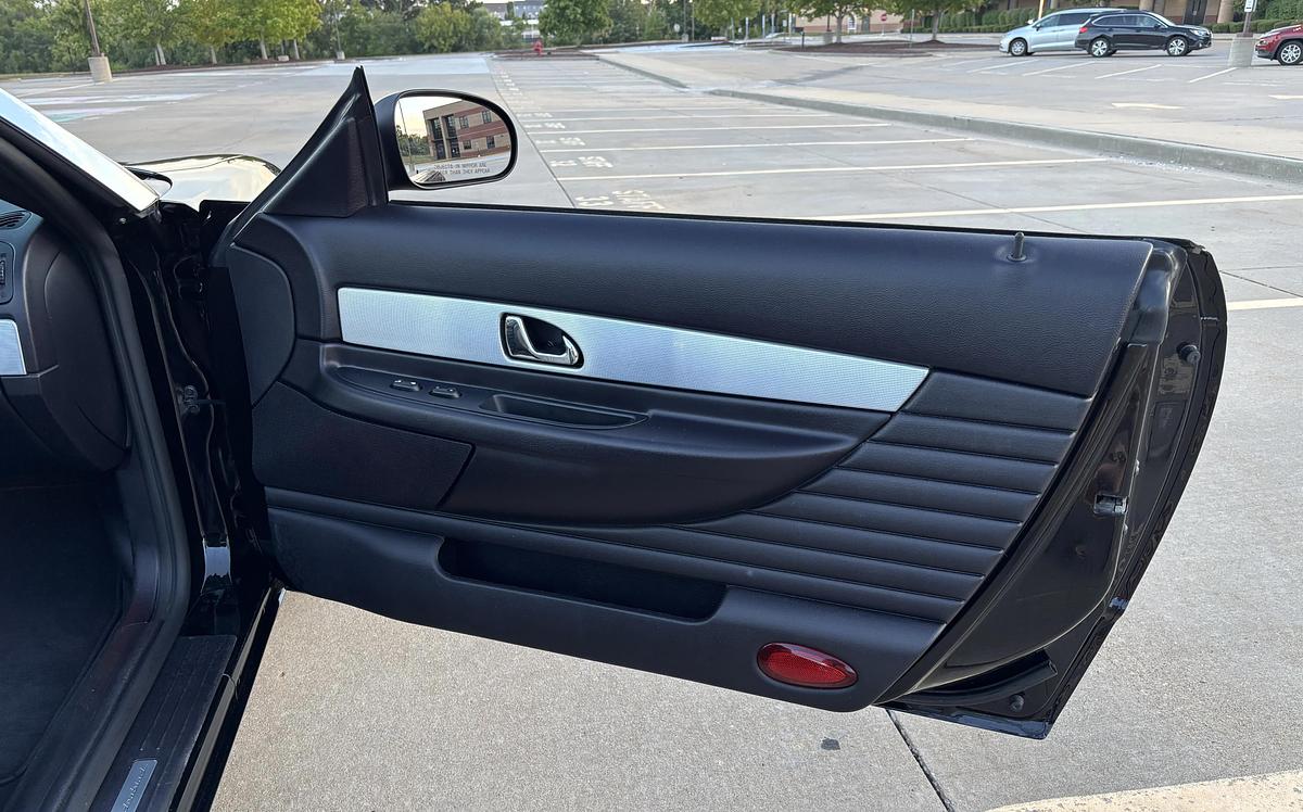 Used 2004 Ford Thunderbird
