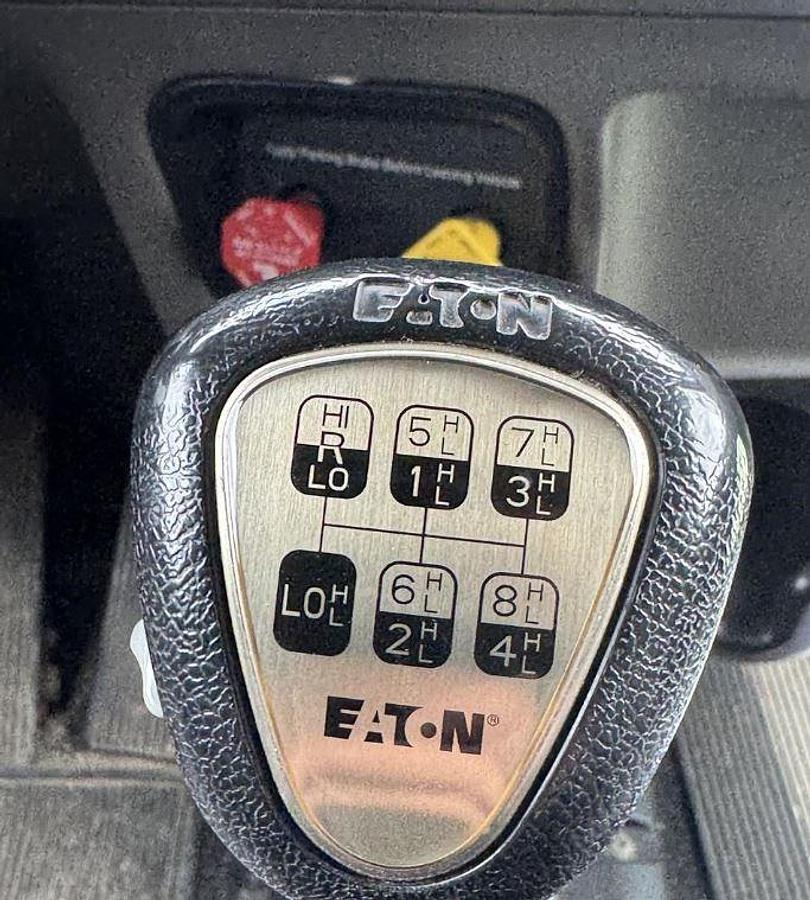 Used 2019 PETERBILT 389 Conventional Sleeper Semi