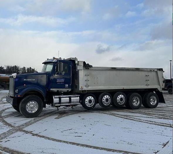 Used 2012 WESTERN STAR 4900