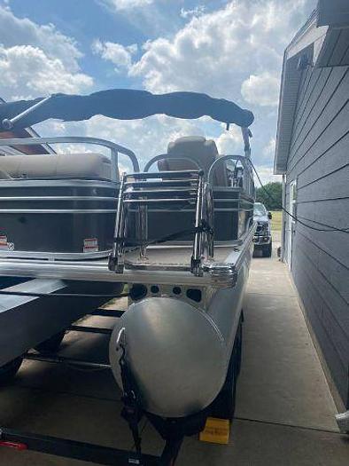 Used 2023 Sun Tracker Fishing Barge 20DLX