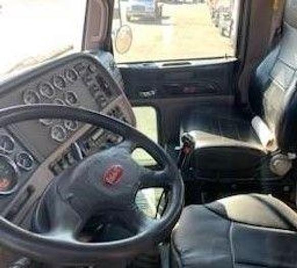 Used 2013 Peterbilt 367