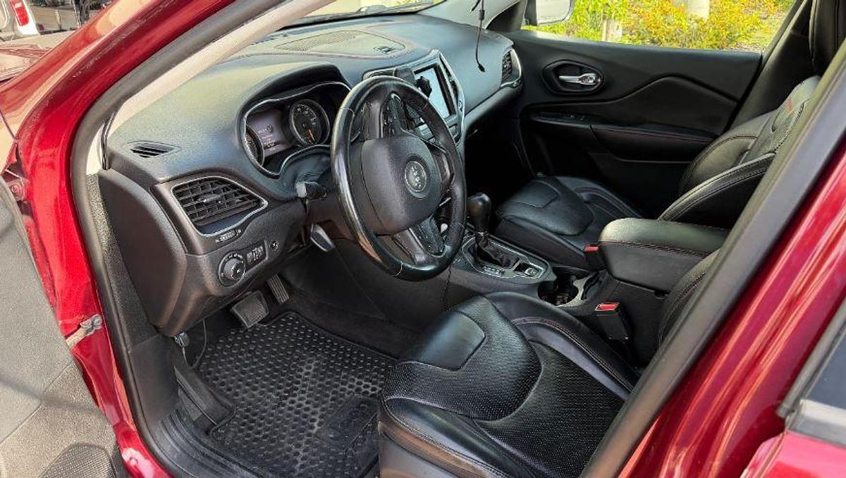 Used 2016 Tiffin Allegro Red 37PA