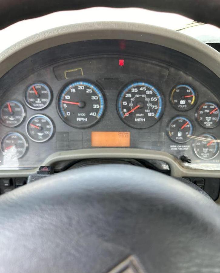 Used 2012 International Workstar 7400 Roll-Off