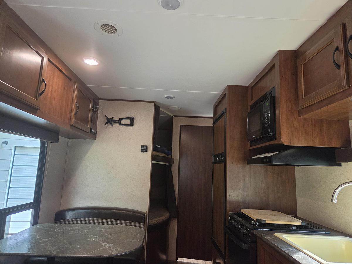 Used 2016 Jayco Jay Flight SLX 264BHW