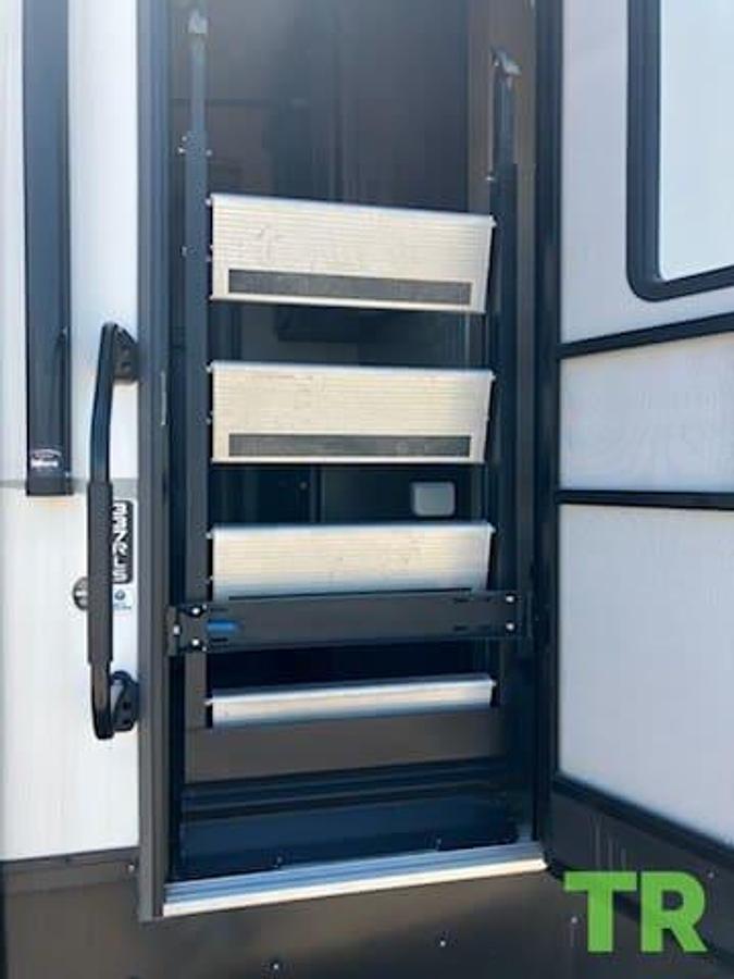 Used 2021 Grand Design Reflection 337RLS Fifth Wheel