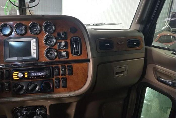 Used 2008 Peterbilt 389