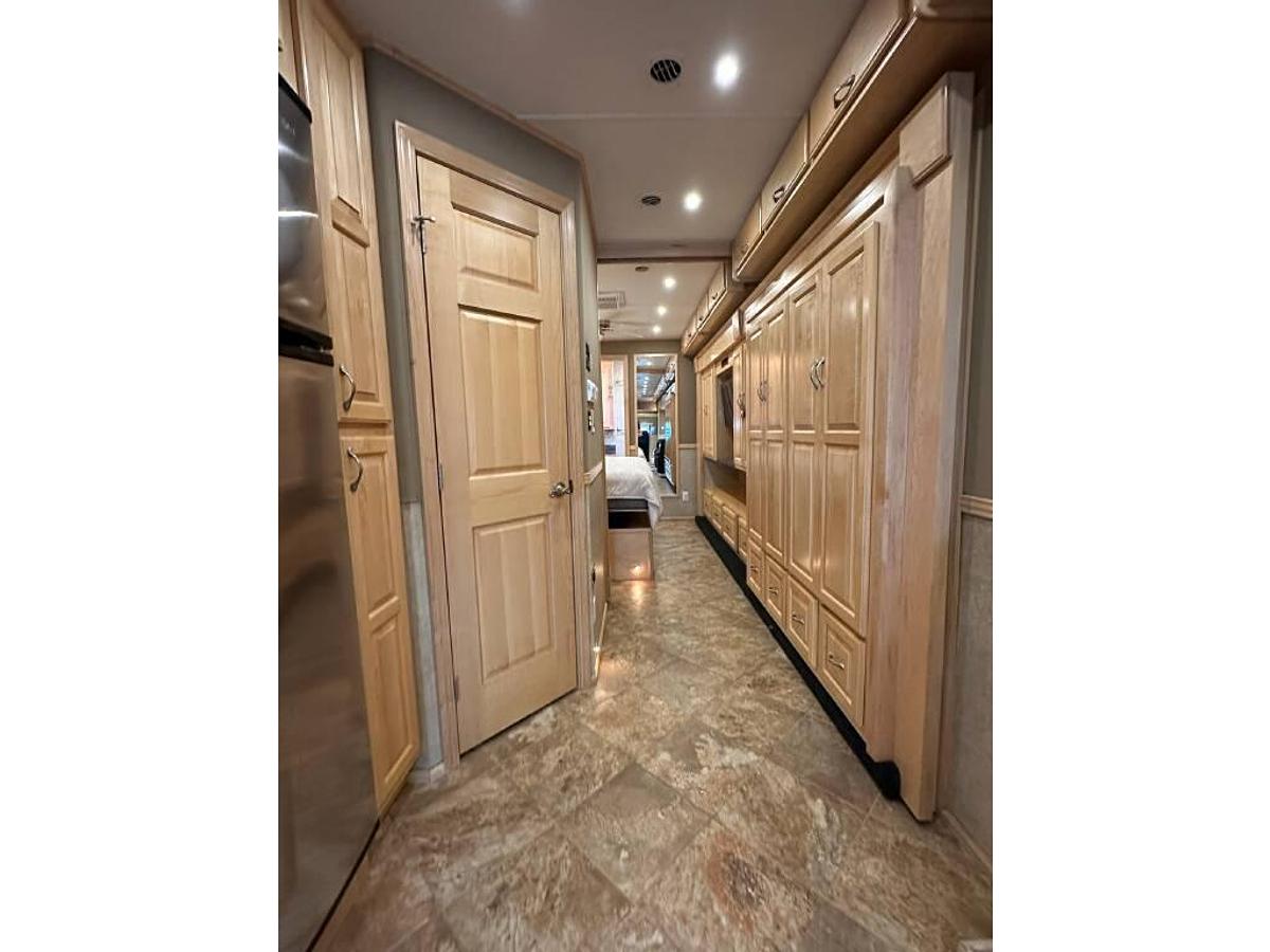 Used 2014 Show Hauler 36KTSSL Super C Motorhome