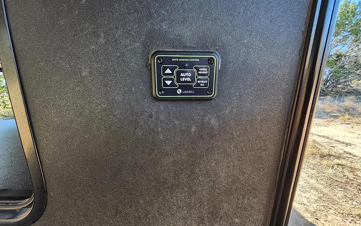 Used 2020 Heartland Bighorn Traveler 38FL Fifth Wheel