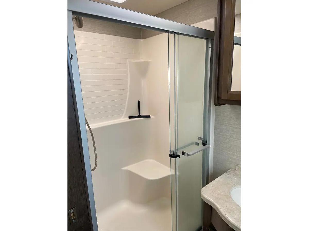 Used 2019 Entegra Emblem 36T