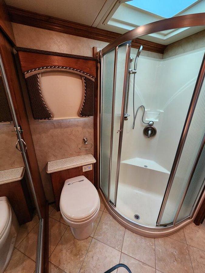 Used 2011 Holiday Rambler Endeavor 43DFT