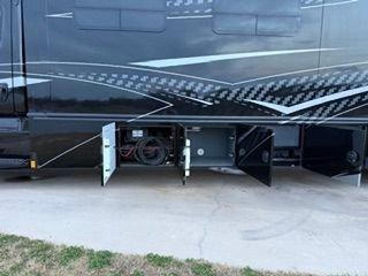 Used 2021 Renegade Ikon 2509GS