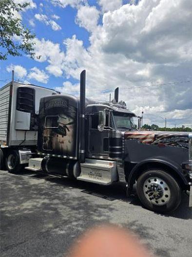 Used 2020 Peterbilt 389