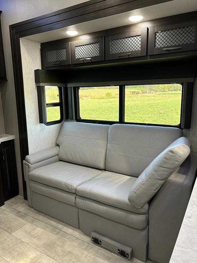 Used 2022 Grand Design Momentum 395MS
