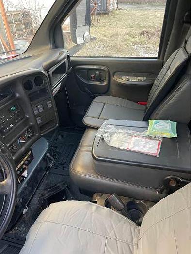 Used 2007 Chevrolet C5500 Garbage Truck