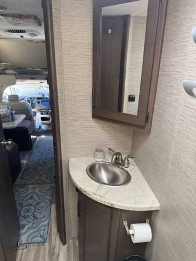 Used 2021 Ford Thor Freedom Elite 22FE Class C Motorhome