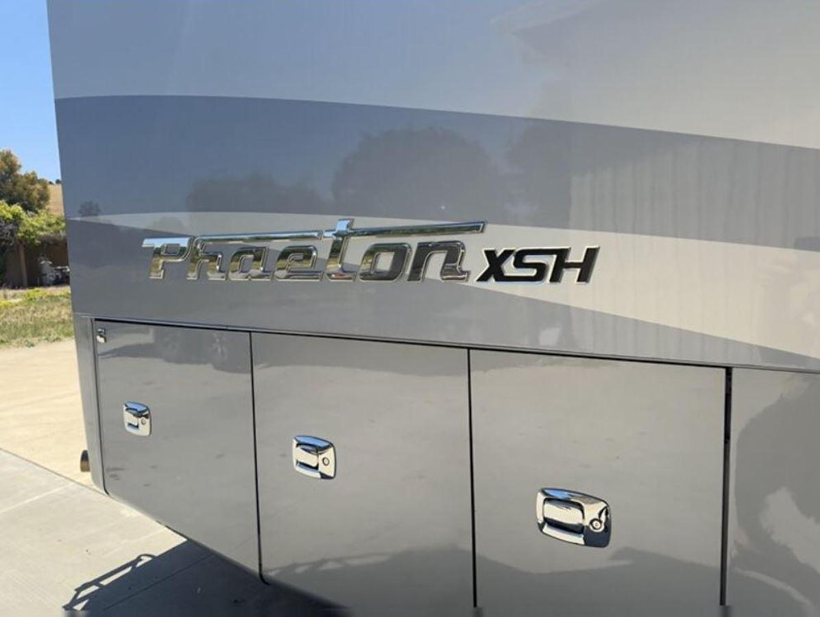 Used Premium 2018 Tiffin Phaeton 40IH XSH
