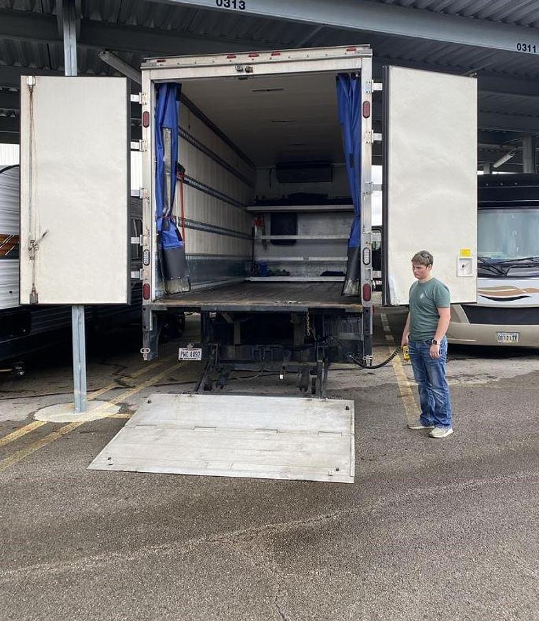 Used 2014 FREIGHTLINER CASCADIA 113