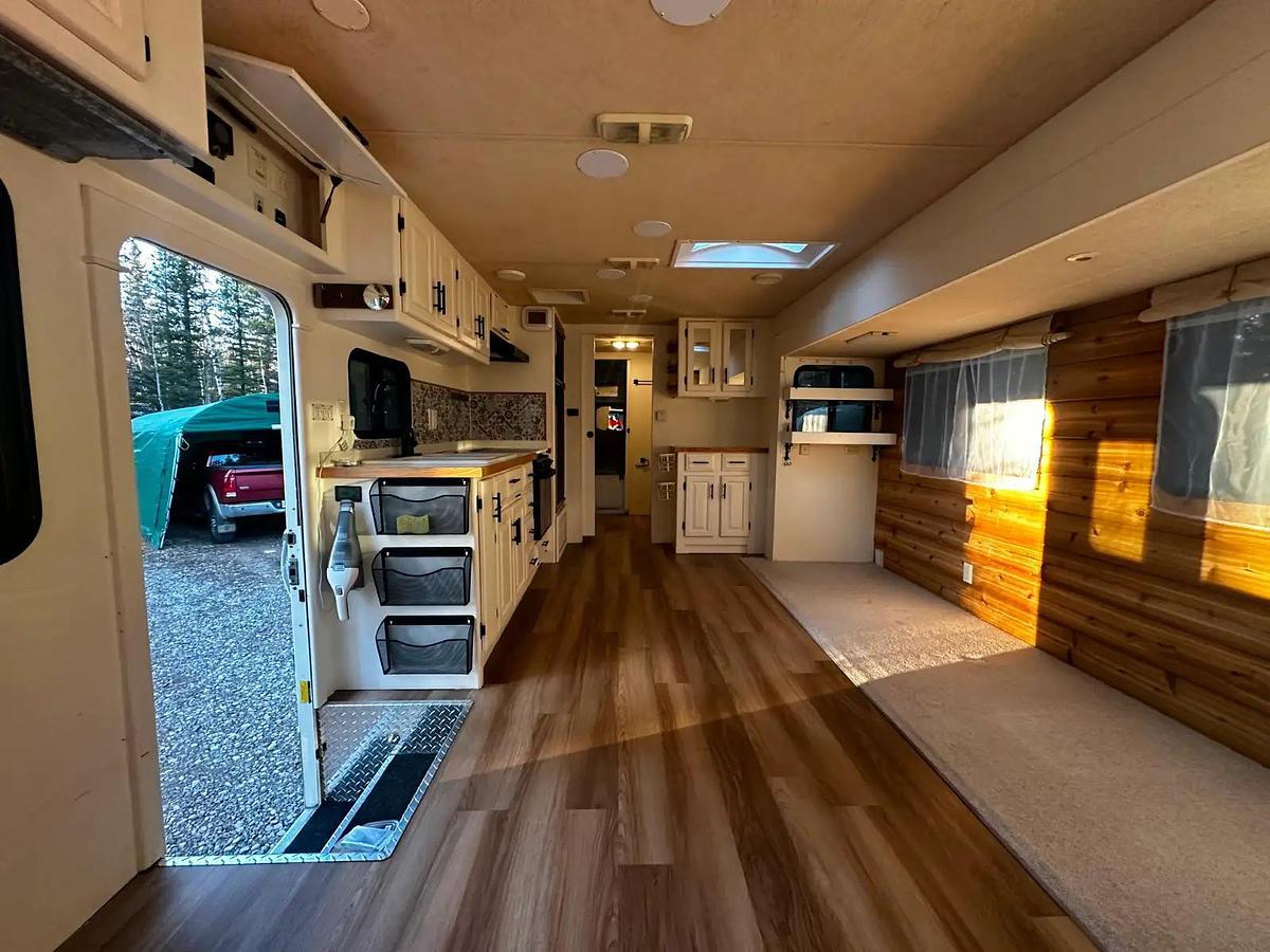 Used 2000 Newmar Dutch Star