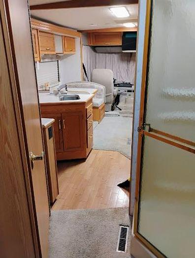 Used 2001 Itasca Sunrise 30W