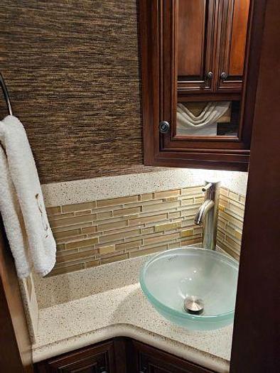 Used 2015 Newmar Dutch Star 4018