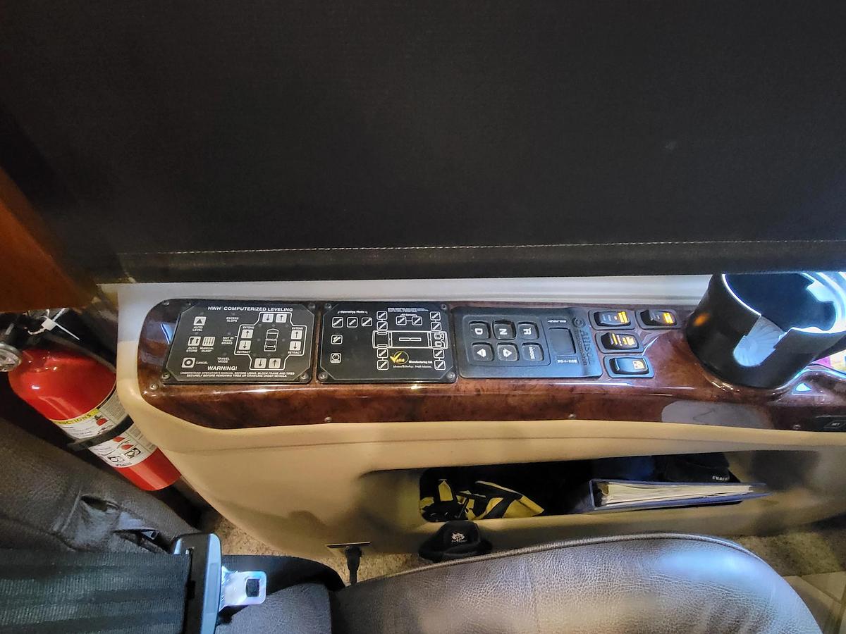 Used 2016 Newmar Essex 4565 Class A Motorhome