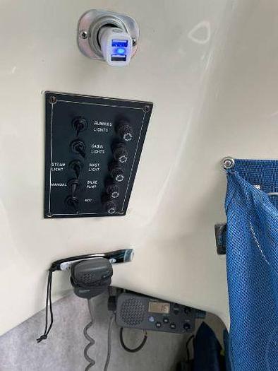 Used 1995 Hunter 23.5