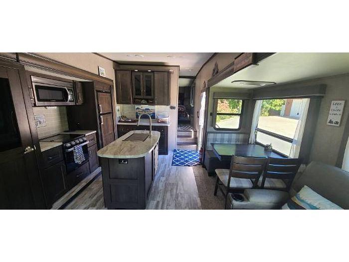 Used 2021 Grand Design Reflection 150 Series 295RL