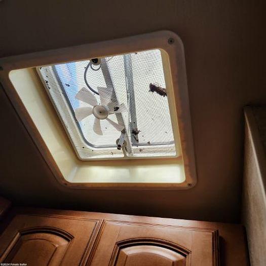 Used 2012 Winnebago SIGHTSEER 36V