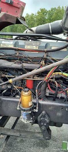 Used 2004 Freightliner Classic XL