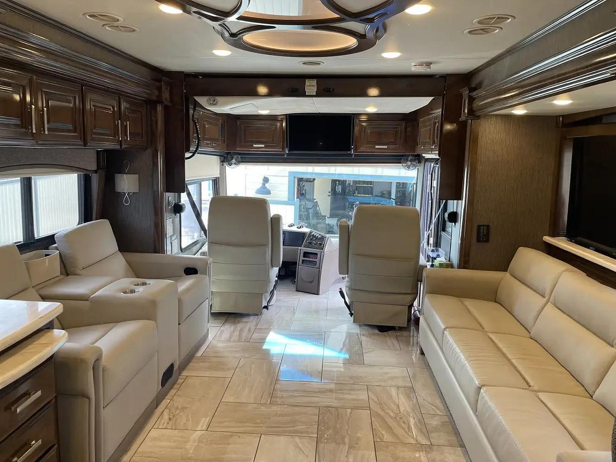 Used 2019 Thor Motor Coach TUSCANY 45MX Class A Motorhome
