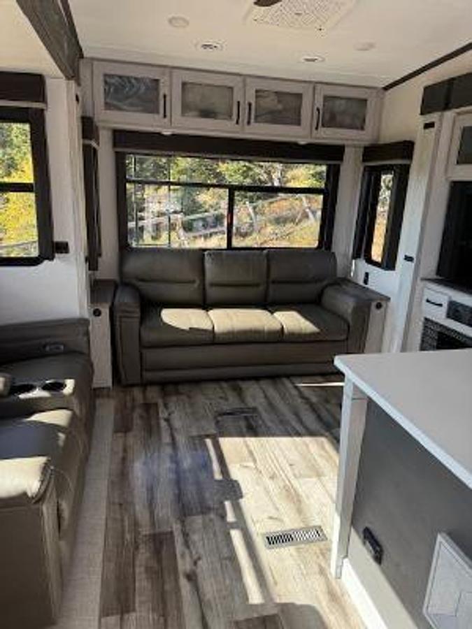 Used 2023 Keystone Montana High Country 331RL