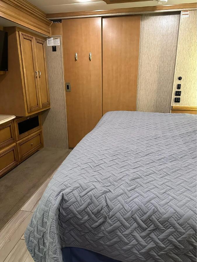 Used 2015 Newmar Ventana 4002