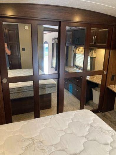 Used 2015 Keystone Montana Mountaineer