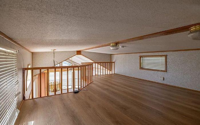 Used 2003 Breckenridge Park Model