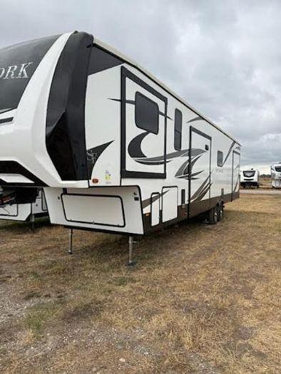 Used 2023 Cruiser RV Southfork 3710FLMB