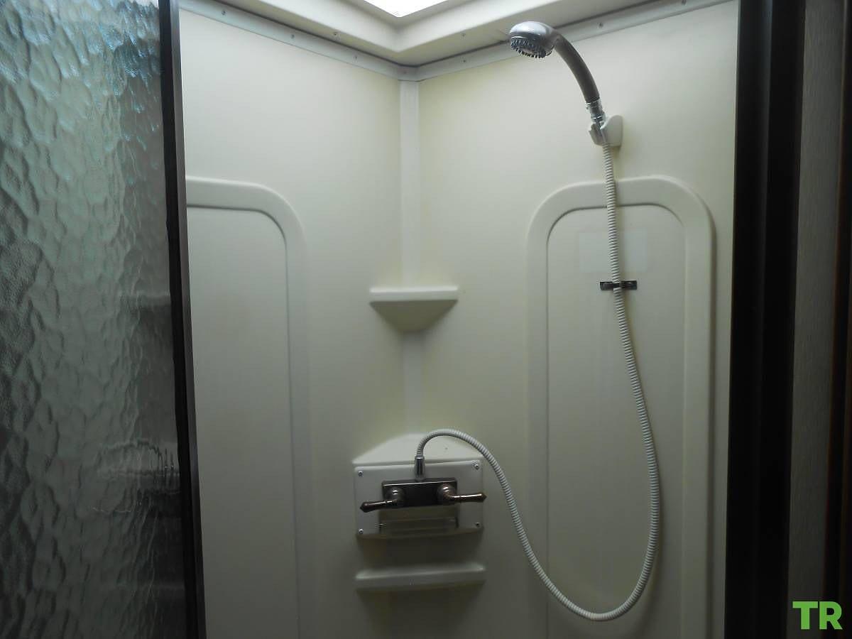 Used 2008 Damon Challenger Class A Motorhome