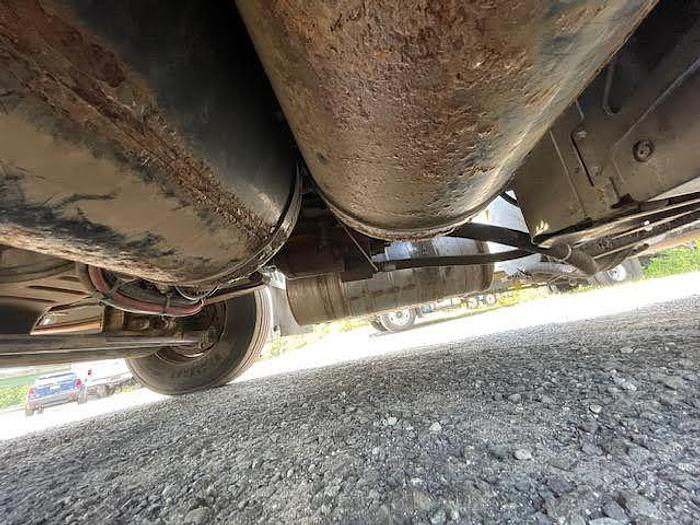 Used 2014 INTERNATIONAL 8600 Dump Truck