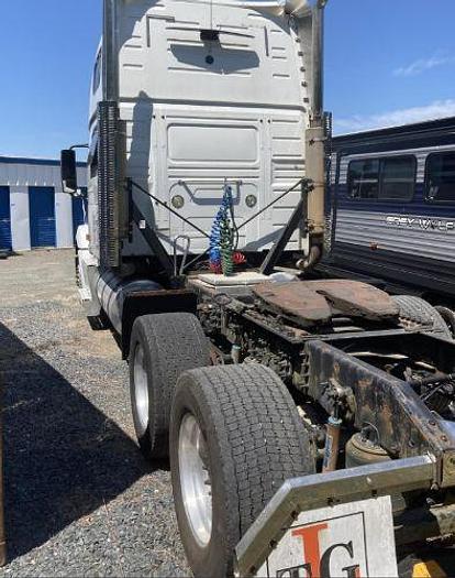 Used 2006 Volvo VT64T880