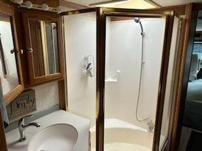 Used 2003 Tiffin Phaeton