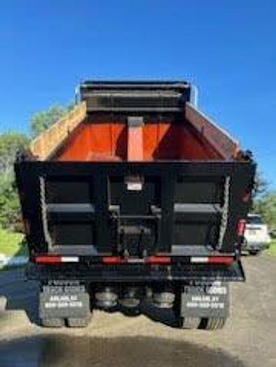 Used 2015 Freightliner BUSINESS CLASS M2 106