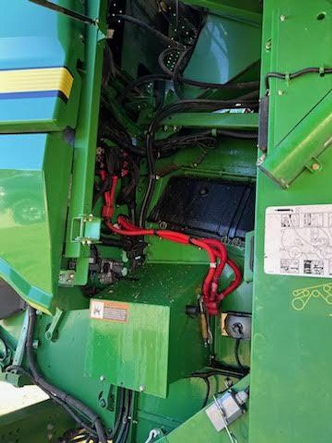 Used 2014 John Deere S670 Combine