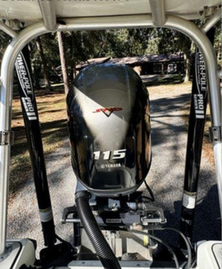 Used 2015 Action craft boat