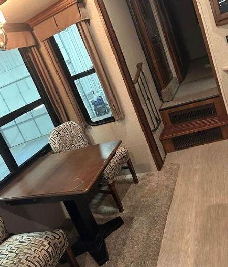 Used 2018 Keystone Alpine 3660FL