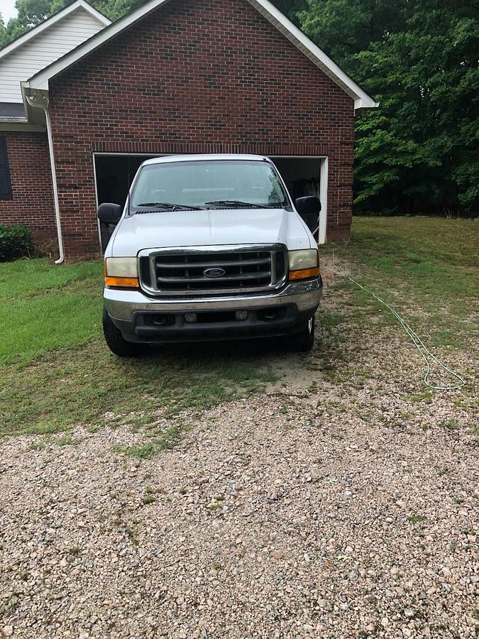 Used 2001 Ford F-250 Super Duty XL Pickup