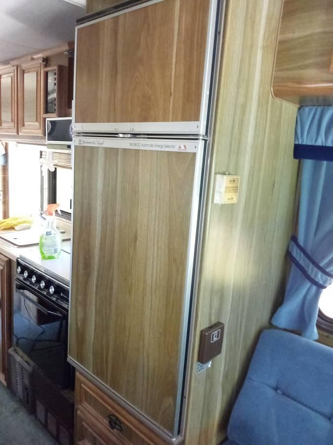 Used 1987 Chevrolet Lazy Daze