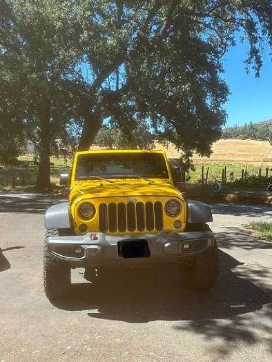 Used 2015 JEEP Wrangler Sport