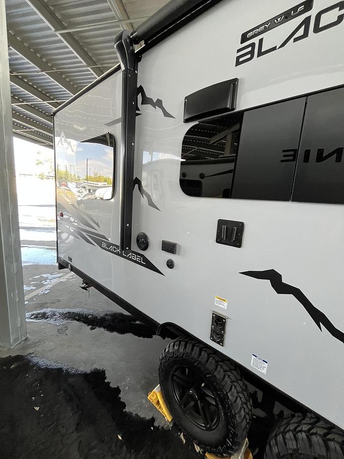 Used 2024 Forest River Cherokee Grey Wolf Black Label 22RRBL Travel Trailer Toy Hauler