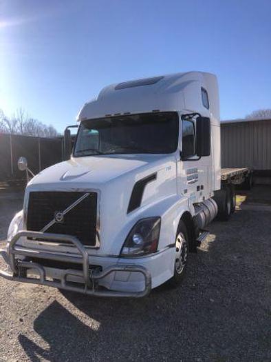 Used 2007 Volvo VNL
