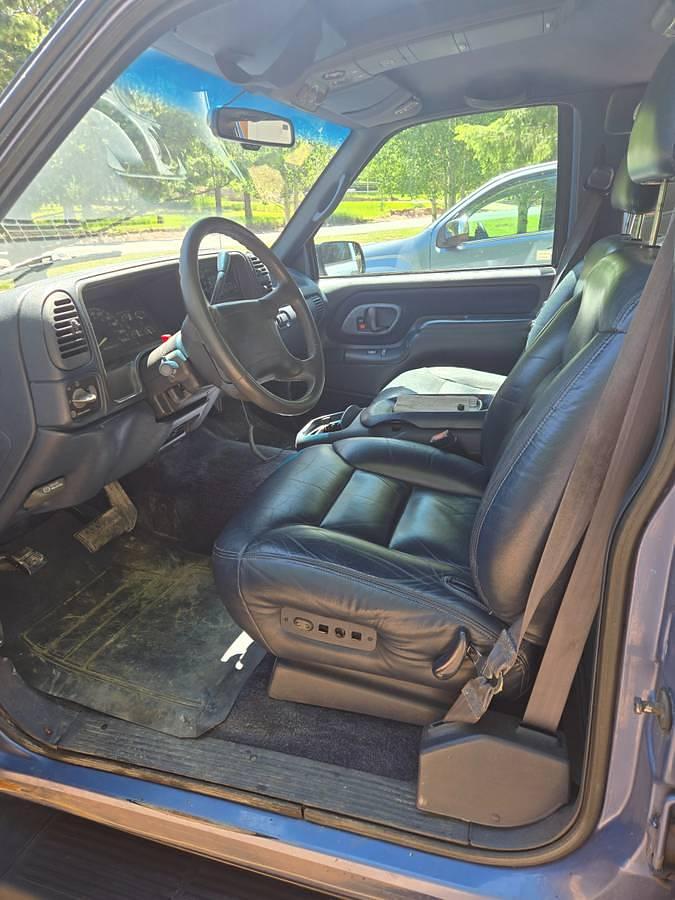 Used 1996 GMC Suburban 2500 4WD